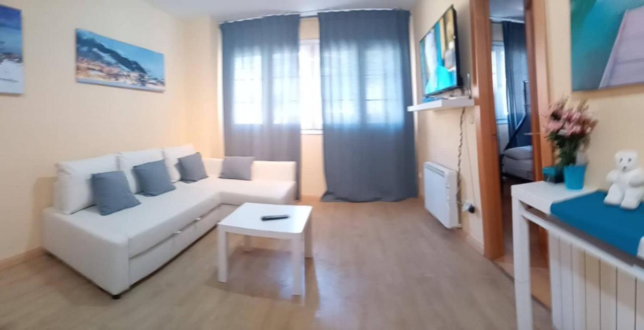 Gran Maribel Arttyco, Piscina, Sauna Y Jacuzzi シエラネバダ エクステリア 写真